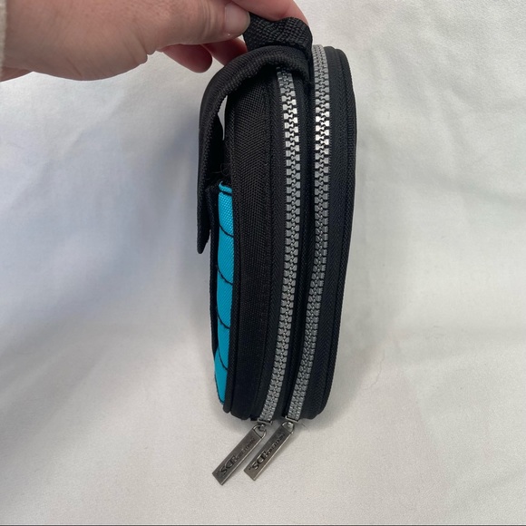 Nintendo DS Soft Carry Case Travel Bag Blue/Black Game Holder Console Zipper - Picture 2 of 7